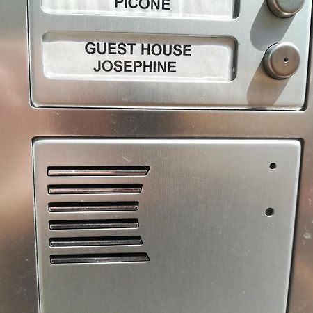 סלרנו Guest House Josephine מראה חיצוני תמונה